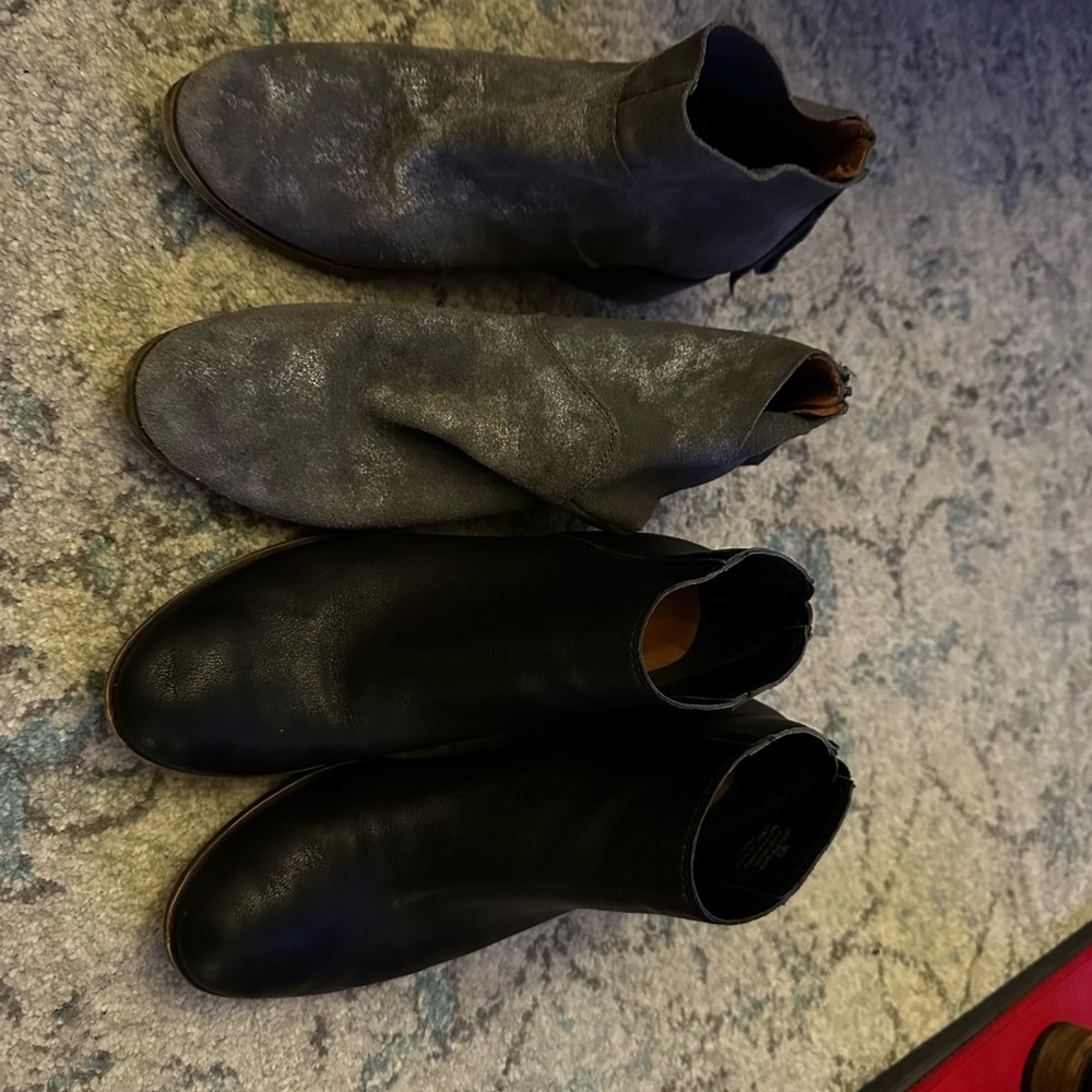 2 Pairs Lucky Brand Women’s Black and Gray Booties